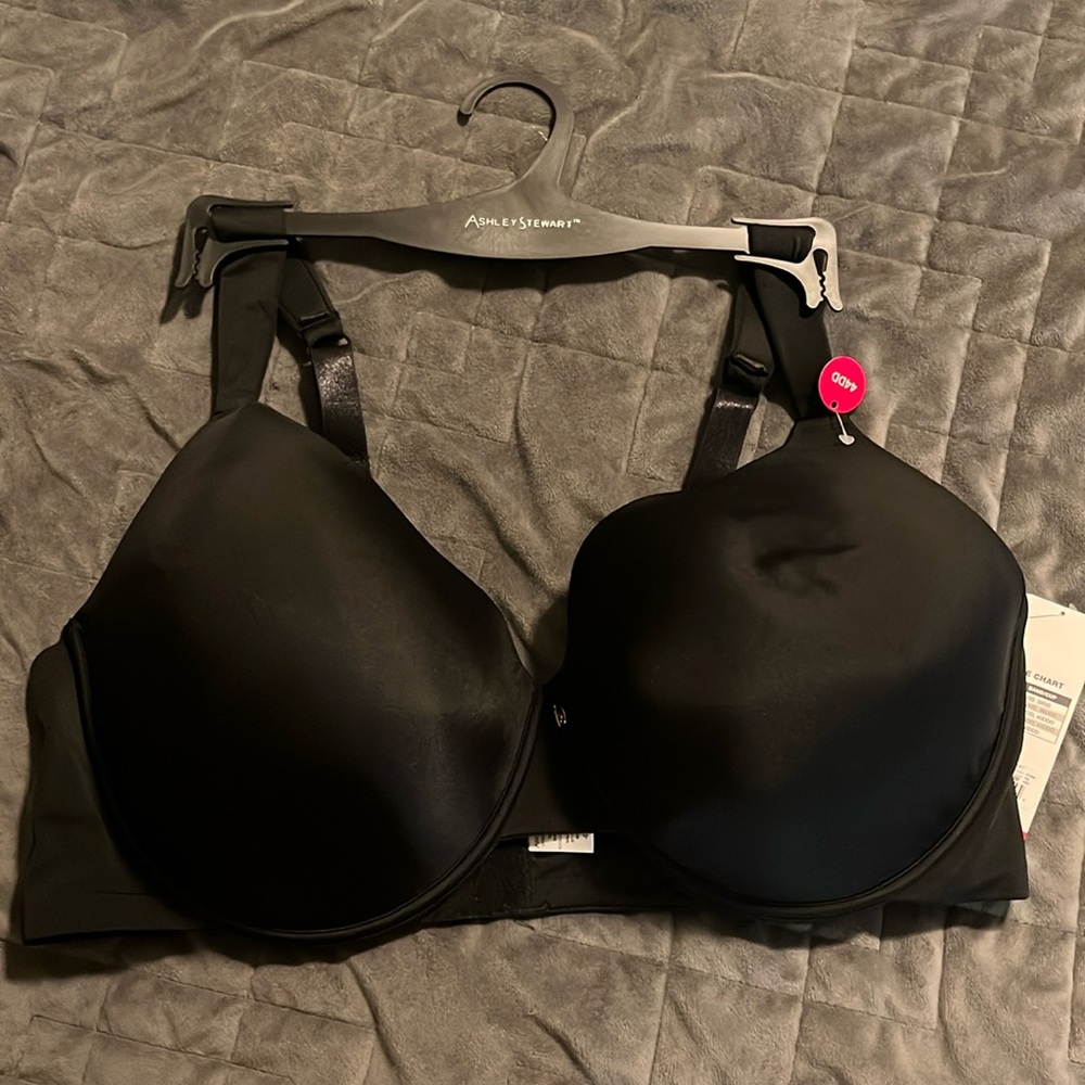 Black bra new with tag